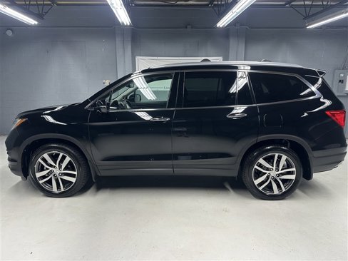Used 2016 Honda Pilot Touring image 10