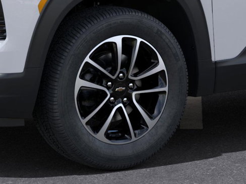 Used 2025 Chevrolet TrailBlazer LT w/ Convenience Package image 9