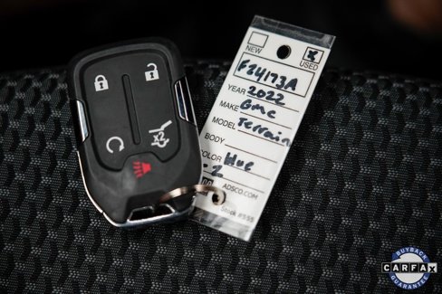 Used 2022 GMC Terrain SLE w/ Driver Convenience Package image 16