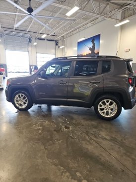 Used 2020 Jeep Renegade Sport w/ Sport Appearance Group image 9
