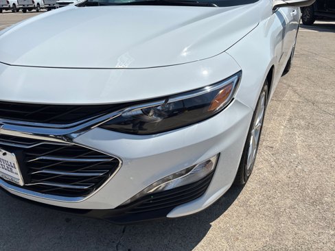 Used 2024 Chevrolet Malibu LT image 11