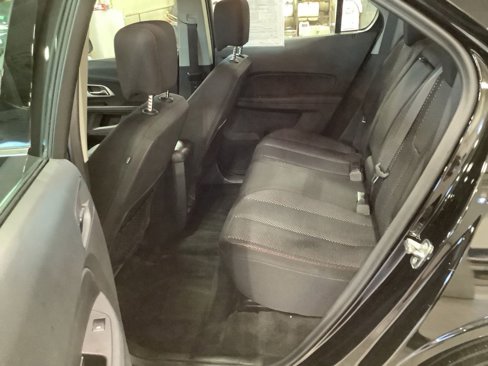 Used 2017 Chevrolet Equinox LS image 27