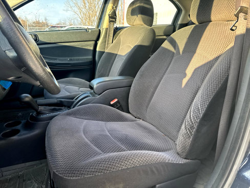 Used 2006 Dodge Stratus SXT image 11