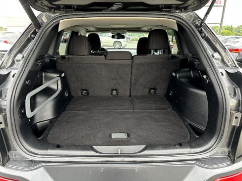 Used 2015 Jeep Cherokee Latitude w/ Comfort/Convenience Group image 10