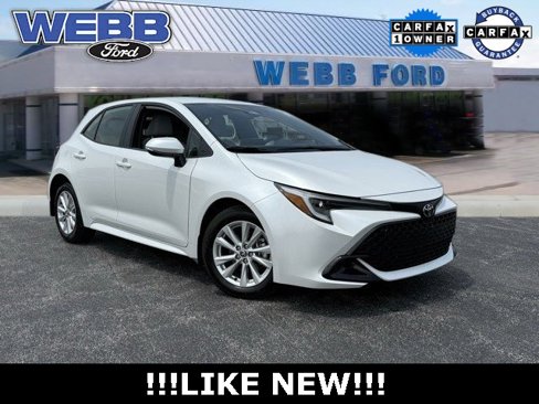 Used 2025 Toyota Corolla SE w/ SE Package image 1