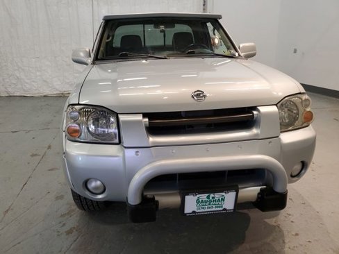 Used 2003 Nissan Frontier SE image 9
