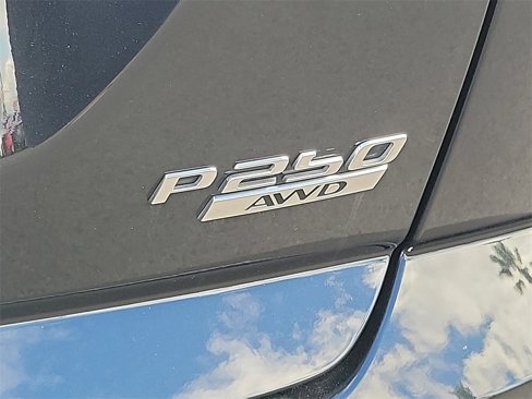 Used 2018 Jaguar E-PACE SE image 22