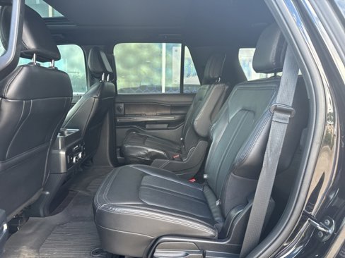 Used 2021 Ford Expedition Limited image 10