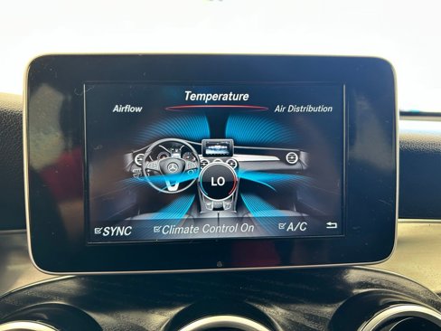 Used 2019 Mercedes-Benz GLC 300 image 30
