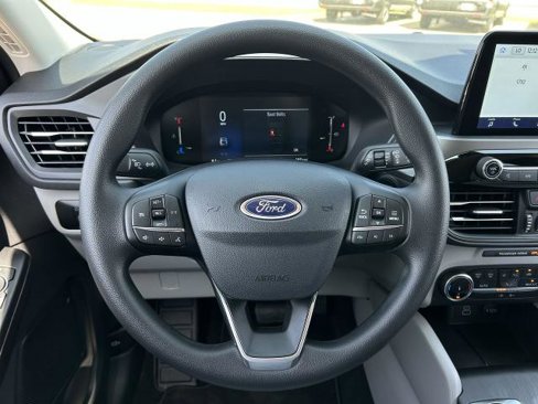 New 2025 Ford Escape Active image 13