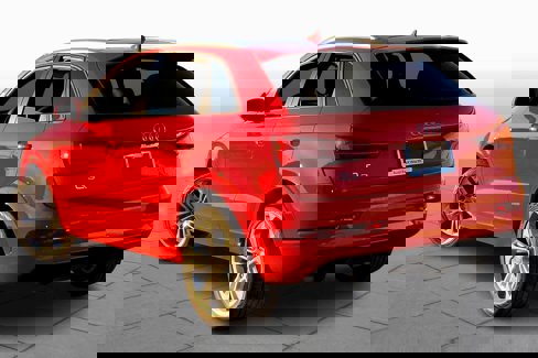 Used 2018 Audi Q3 2.0T Premium w/ Convenience Package image 10
