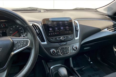 Used 2021 Chevrolet Malibu LT image 6