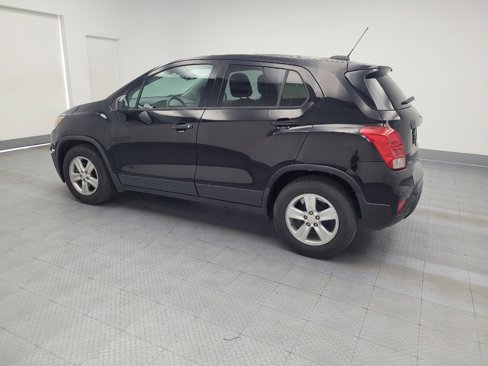 Used 2020 Chevrolet Trax LS w/ Tint and Cruise Package image 3