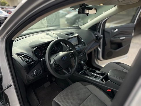 Used 2017 Ford Escape SE w/ Equipment Group 201A image 28