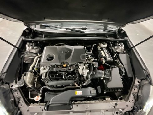 Used 2019 Toyota Camry XSE image 29