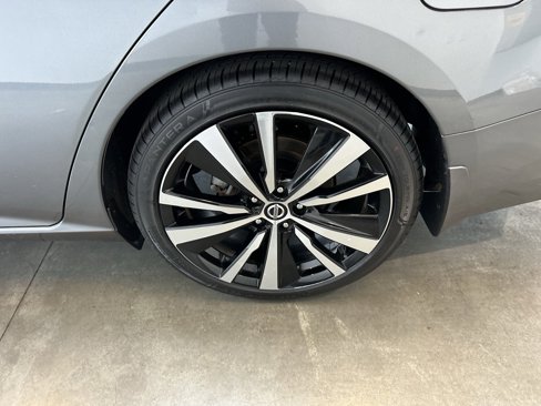 Used 2022 Nissan Altima 2.5 SR image 15