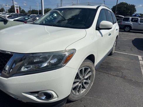 Used 2016 Nissan Pathfinder SL w/ SL Premium Package image 4
