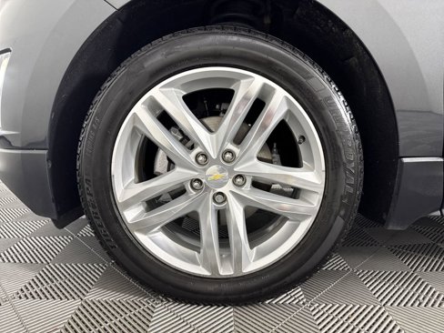 Used 2018 Chevrolet Equinox Premier image 9