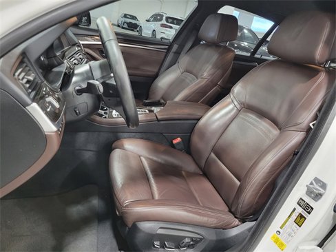 Used 2015 BMW 535i Sedan image 16
