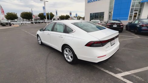 Certified 2024 Honda Accord LX image 7