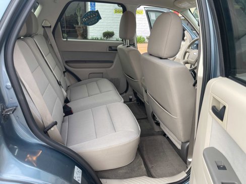 Used 2011 Ford Escape XLT image 11