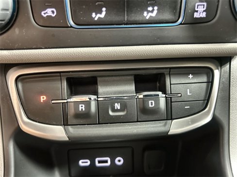 Used 2024 GMC Terrain SLE image 20