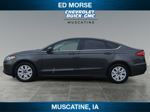 Used 2020 Ford Fusion S image 2