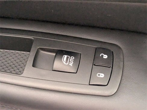 Used 2018 Jeep Grand Cherokee High Altitude image 37