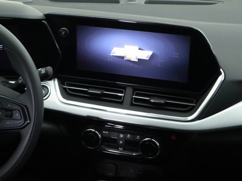Used 2024 Chevrolet Trax LT image 14