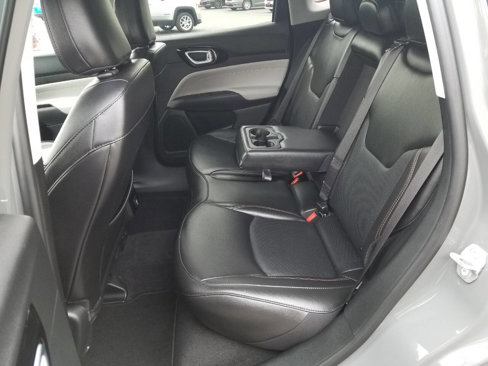 Certified 2022 Jeep Compass Limited image 12
