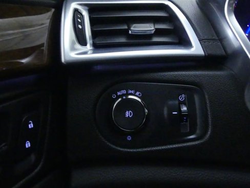 Used 2014 Cadillac SRX Performance w/ Driver Awareness Package image 19