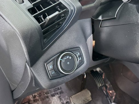 Used 2019 Ford Escape SEL image 15