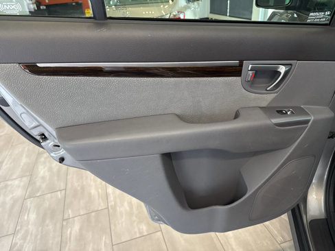 Used 2012 Hyundai Santa Fe SE image 22