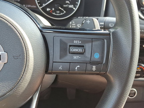 Used 2021 Nissan Rogue SV image 22