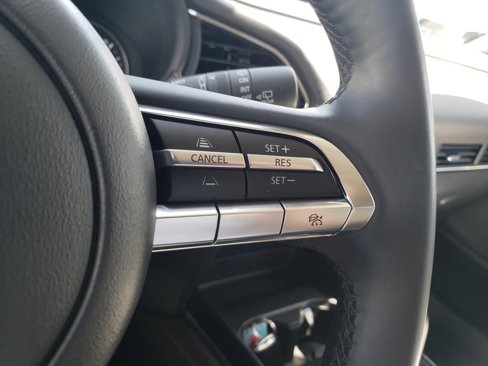 Used 2022 MAZDA CX-30 AWD 2.5 S w/ Premium Package image 32