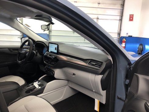 New 2025 Ford Escape Active image 12