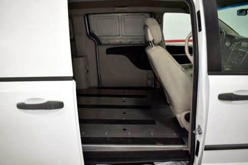 Used 2014 RAM C/V Tradesman image 15