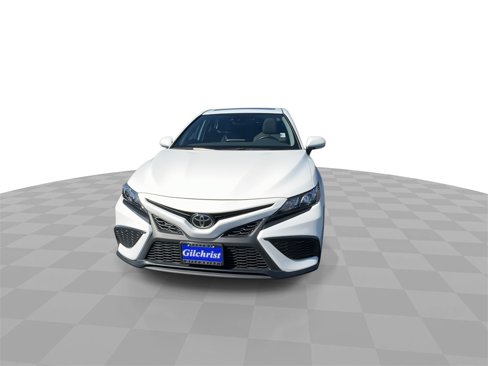 Used 2023 Toyota Camry SE w/ Audio Upgrade Package image 3