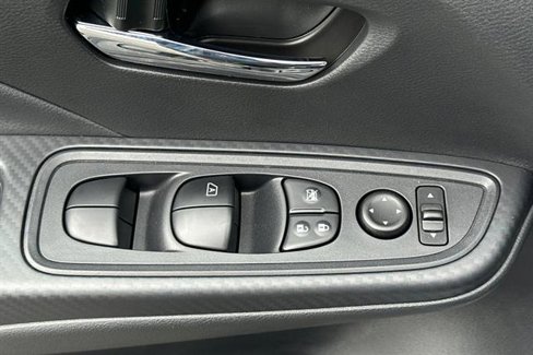 New 2025 Nissan Versa SV w/ Trunk Package image 12