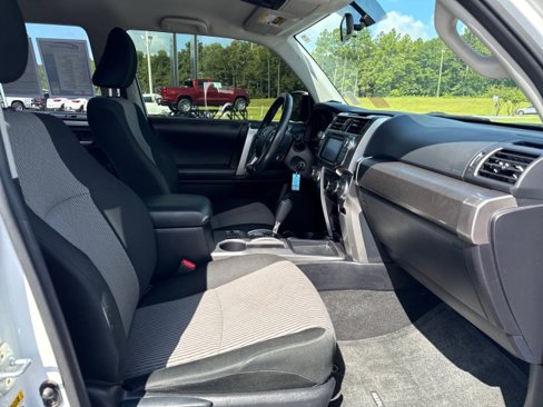 Used 2018 Toyota 4Runner SR5 image 9