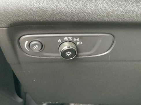 Used 2021 Buick Envision Preferred image 32