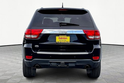 Used 2011 Jeep Grand Cherokee Overland image 6