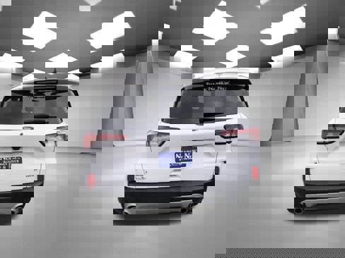 Used 2021 Ford Escape SE image 18