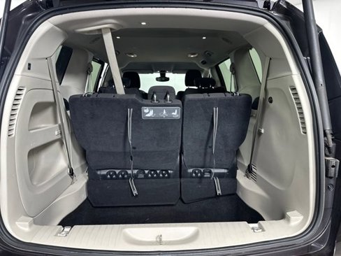 Used 2017 Chrysler Pacifica Touring image 26