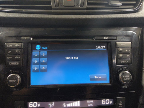 Used 2017 Nissan Rogue SL image 25