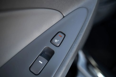 Used 2013 Hyundai Sonata Limited w/ Premium Pkg image 9