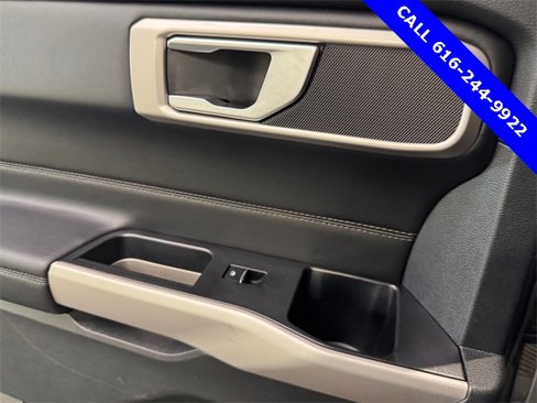 Used 2023 Ford Explorer XLT w/ Equipment Group 202A image 19