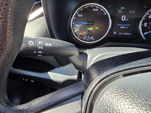 Used 2019 Toyota RAV4 LE image 16