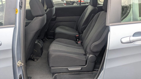 Used 2012 MAZDA MAZDA5 Sport image 25