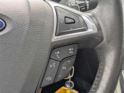 Used 2016 Ford Fusion SE w/ Equipment Group 202A image 26